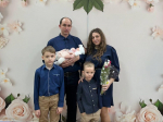 Семьи, где родились девочки, поздравили в городе Искитиме