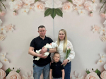 Семьи, где родились девочки, поздравили в городе Искитиме
