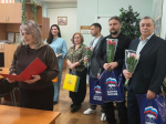 Семьи, где родились девочки, поздравили в городе Искитиме
