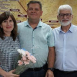 На прошедшей неделе в музее истории АО «Искитимцемент» состоялось торжественное мероприятие в честь работающих на цементном заводе супружеских пар, чей союз стал примером семейного счастья, взаимной поддержки и трудолюбия