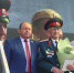 Валерий Бадьин и Ирина диденко награждают Василия Баженова. 2025 г., фото из архива редакции - Iskitim-Gazeta.Ru