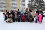 "Депутатский" Новый год в сквере Юбилейный прошел весело несмотря на непогоду