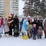 "Депутатский" Новый год в сквере Юбилейный прошел весело несмотря на непогоду