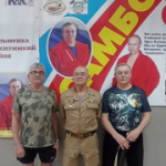 Урок мужества провели тренеры и воины в спорткомплексе "Коралл" в городе Искитиме