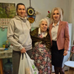 Предприниматели Искитима поздравили пожилых людей в рамках благотворительной акции